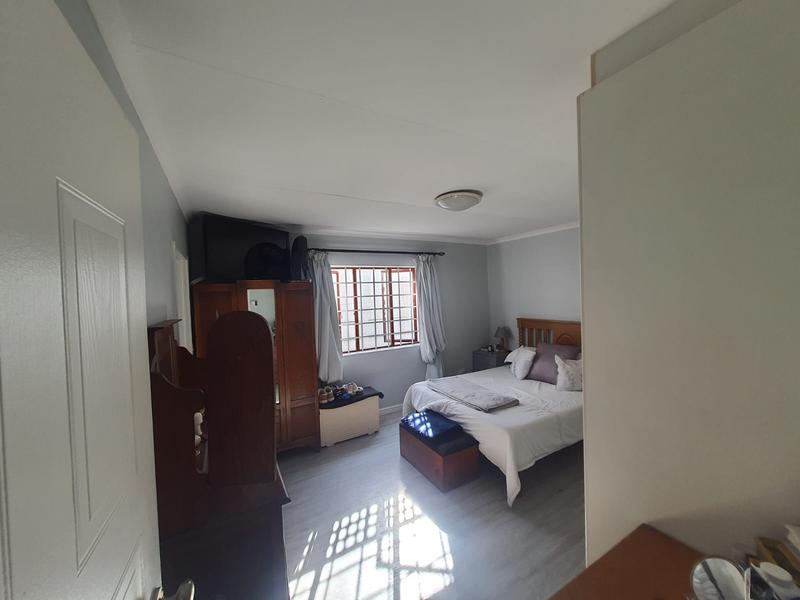To Let 3 Bedroom Property for Rent in Bonnie Brae Western Cape